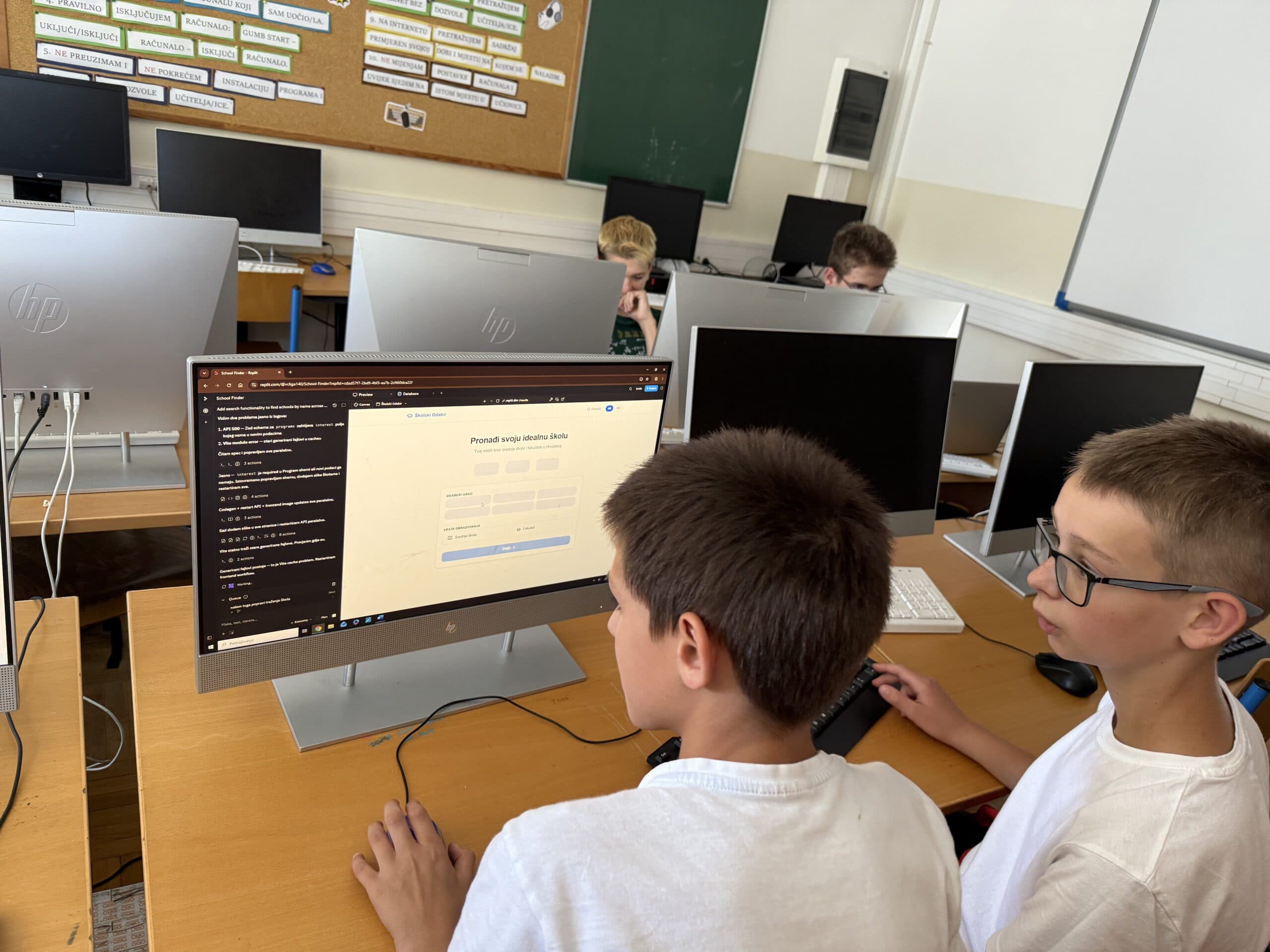 Snimka zaslona aplikacije School Finder