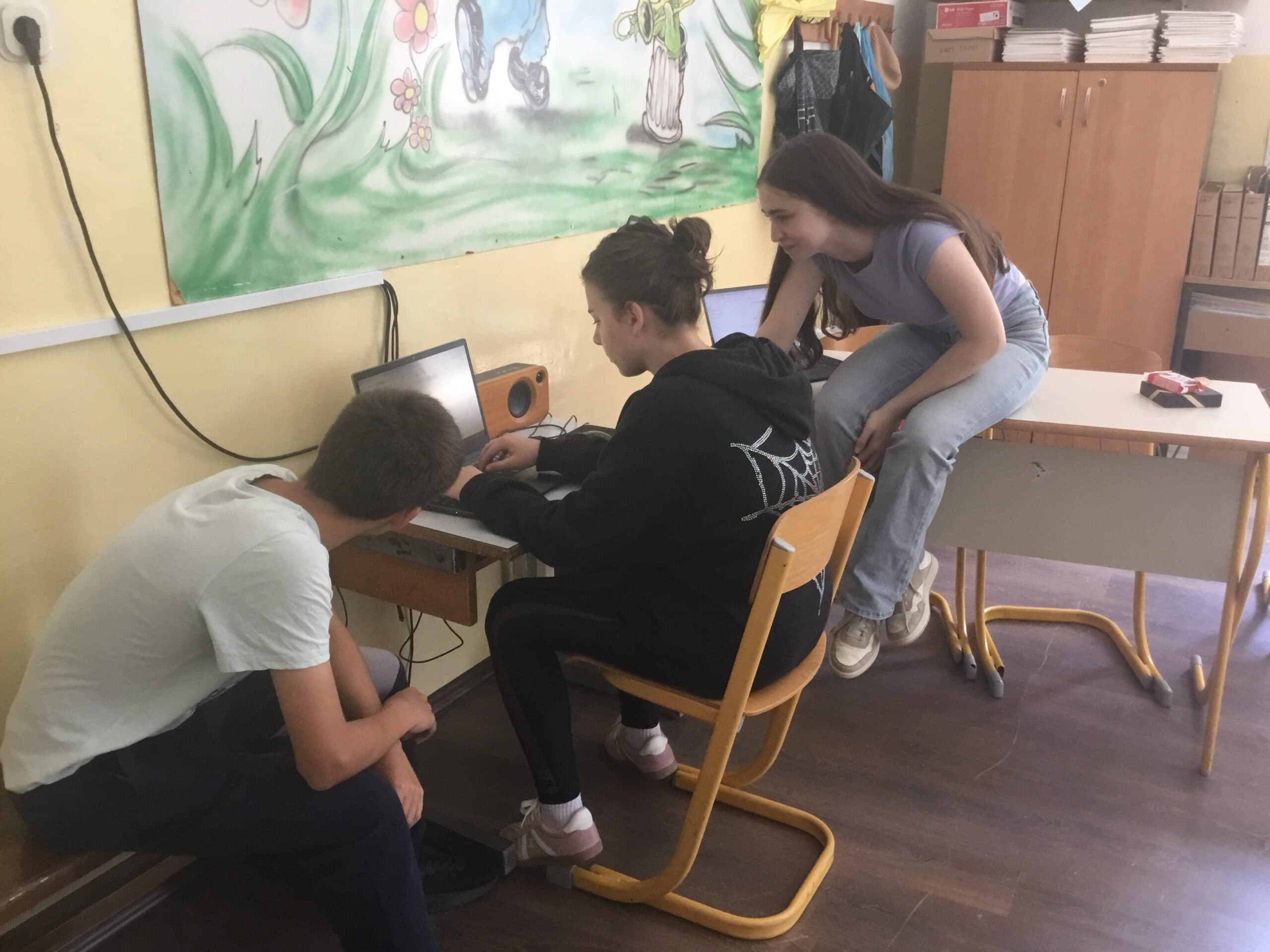 Galerija rada "epiCentar" – digitalni oglasnik OŠ Centar 3